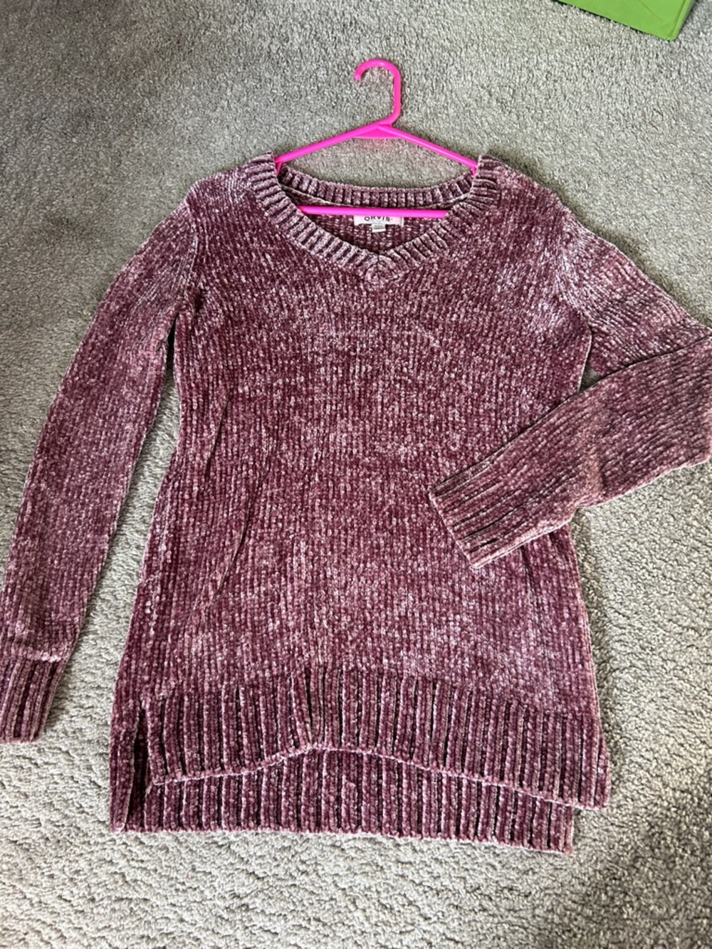 Olivia Matthews Plush Chenille V-Neck Sweater in Mauve